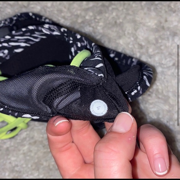 Lululemon Free to be Bra - Picture 3 of 3